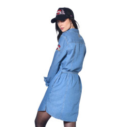 Robe femme denim ajustée avec badges brodes Ding en coton