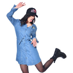 Robe femme denim ajustée avec badges brodes Ding en coton