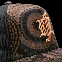 Casquette enfant avec filet et logo brodé