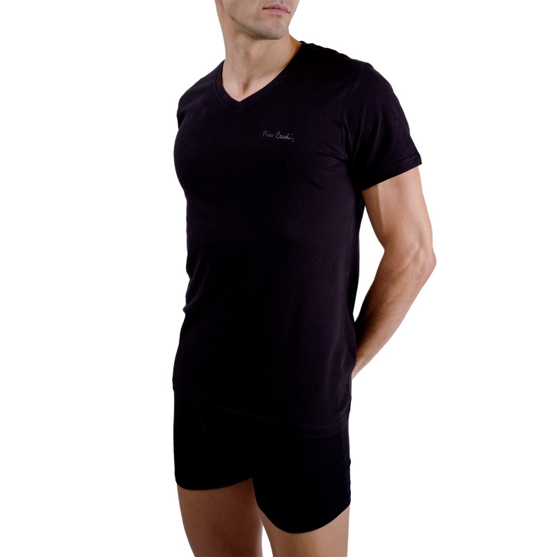 T-shirt homme en col v avec print sur la poitrine T-shirt homme en col v avec print sur la poitrine